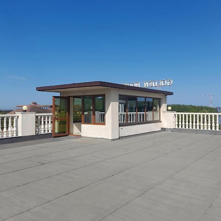 Golden House Hotel Анаклия Екстериор снимка