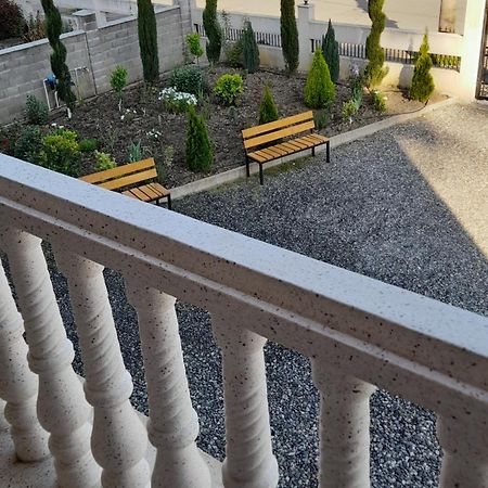 Golden House Hotel Анаклия Екстериор снимка