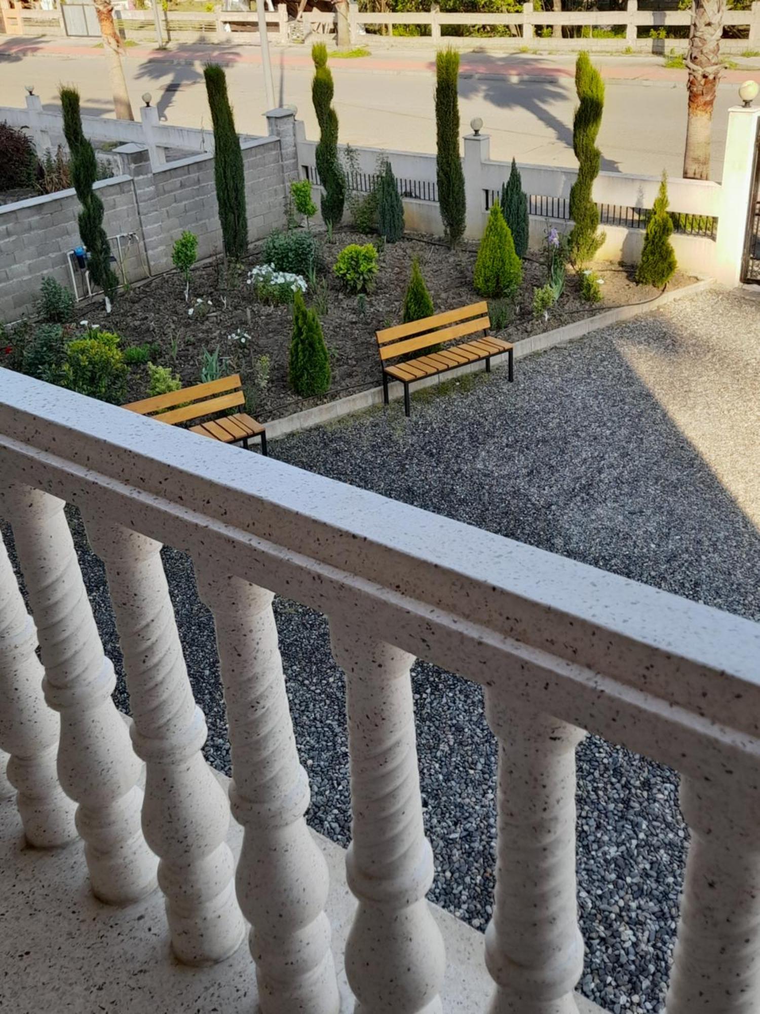 Golden House Hotel Анаклия Екстериор снимка